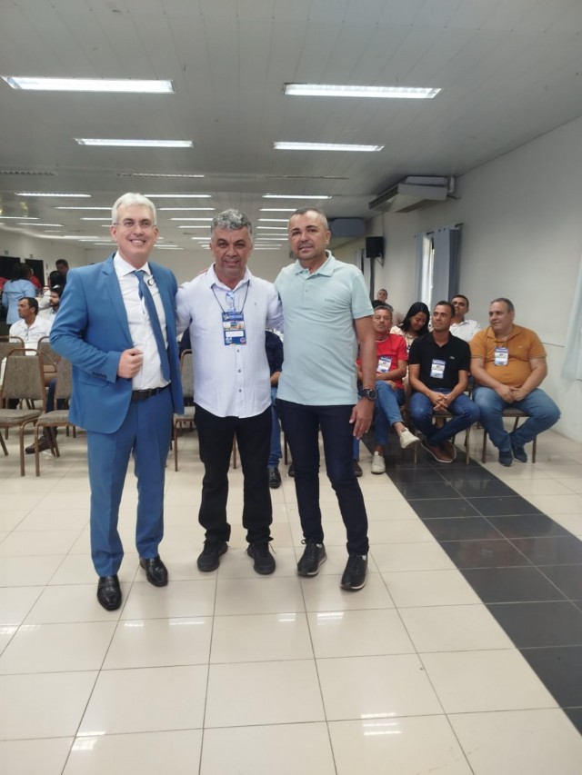 Presidente Dedé de França e 1º Secretário Evaldo Nascimento participam de Seminário da UVP em Gravatá