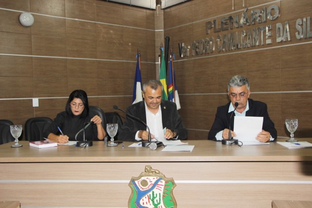 Câmara Municipal de Petrolândia realiza sessão ordinária com importantes indicações para a população