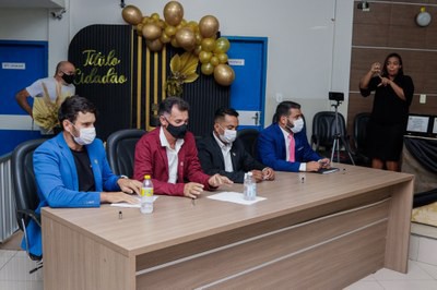 Câmara entrega Títulos de Cidadão Pretolandense